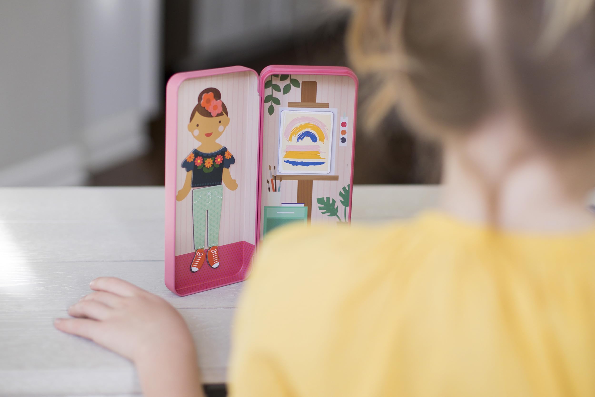 Shine Bright At the Studio Magnetic Dress Up