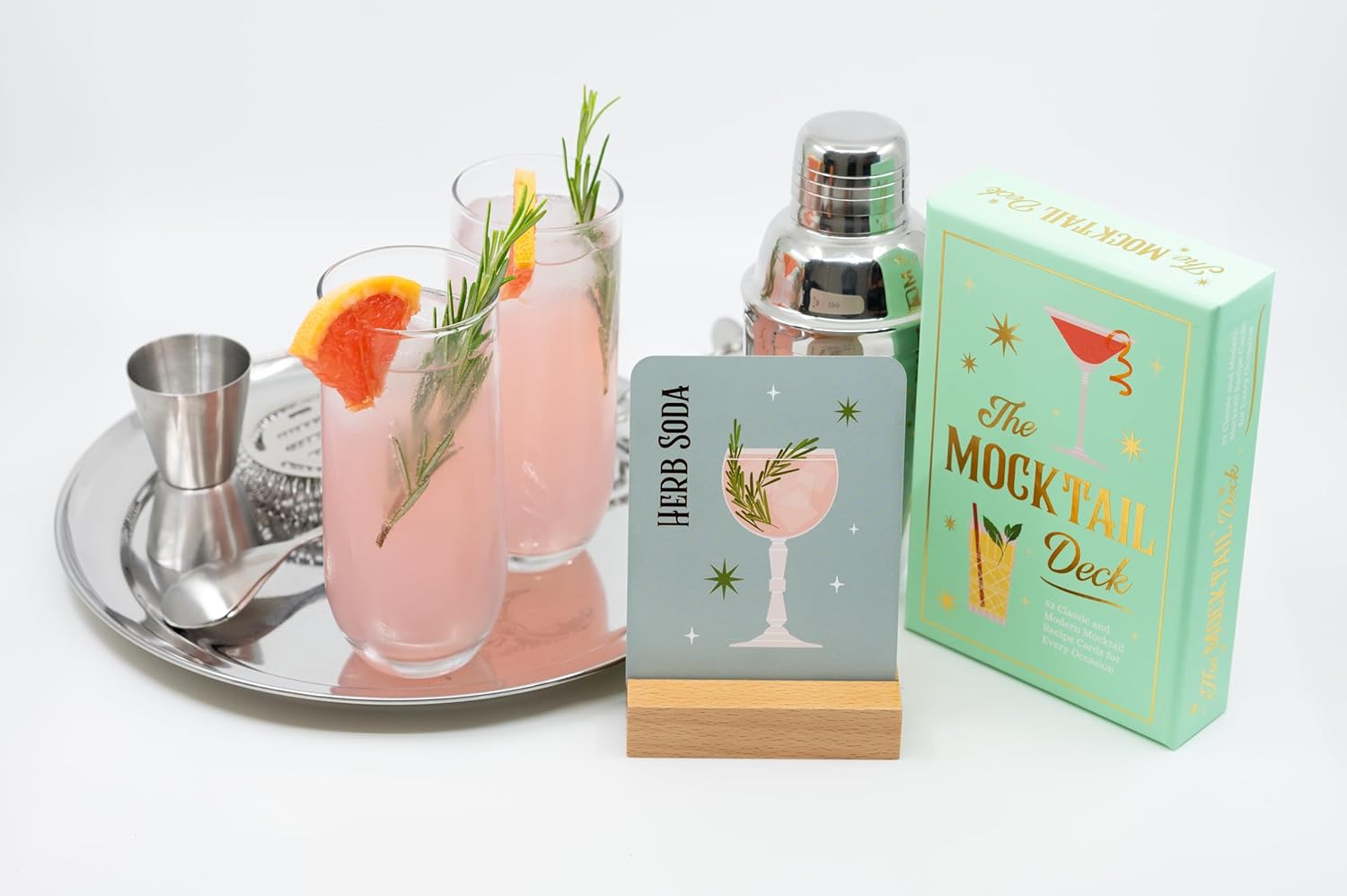 The Mocktail Deck: 52 Classic and Modern Mocktail Recipe Cards for Every Occasion