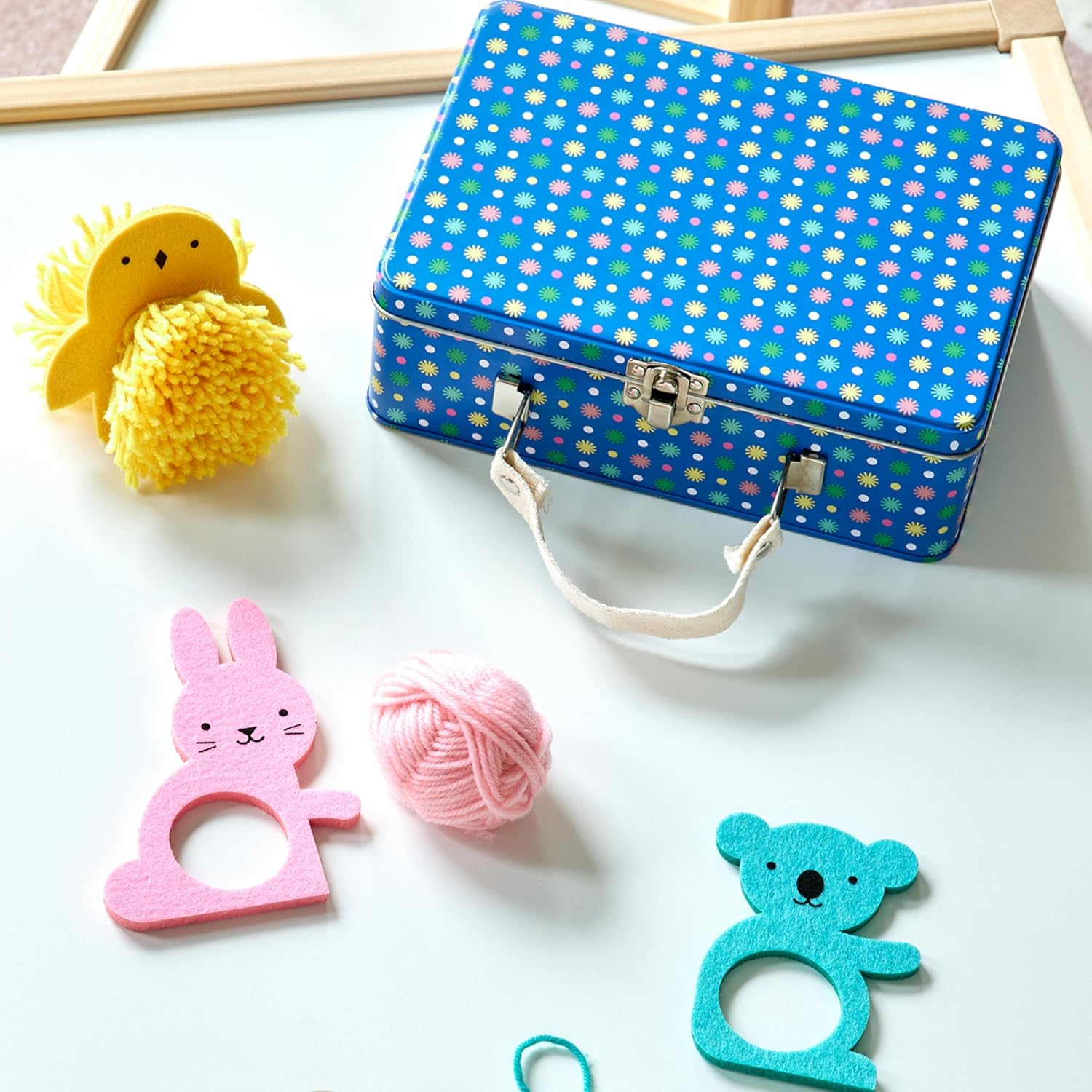 Creature Crafts: My Pom-Pom Friends