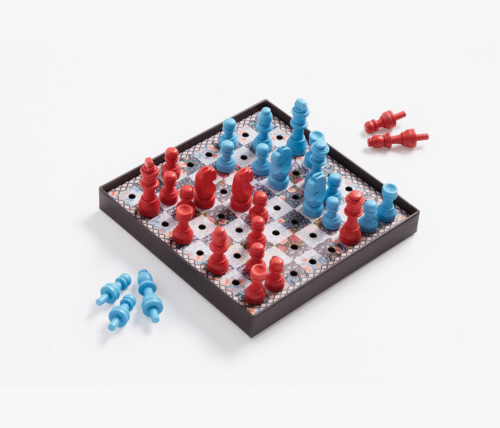 Liberty Anita Chess Set